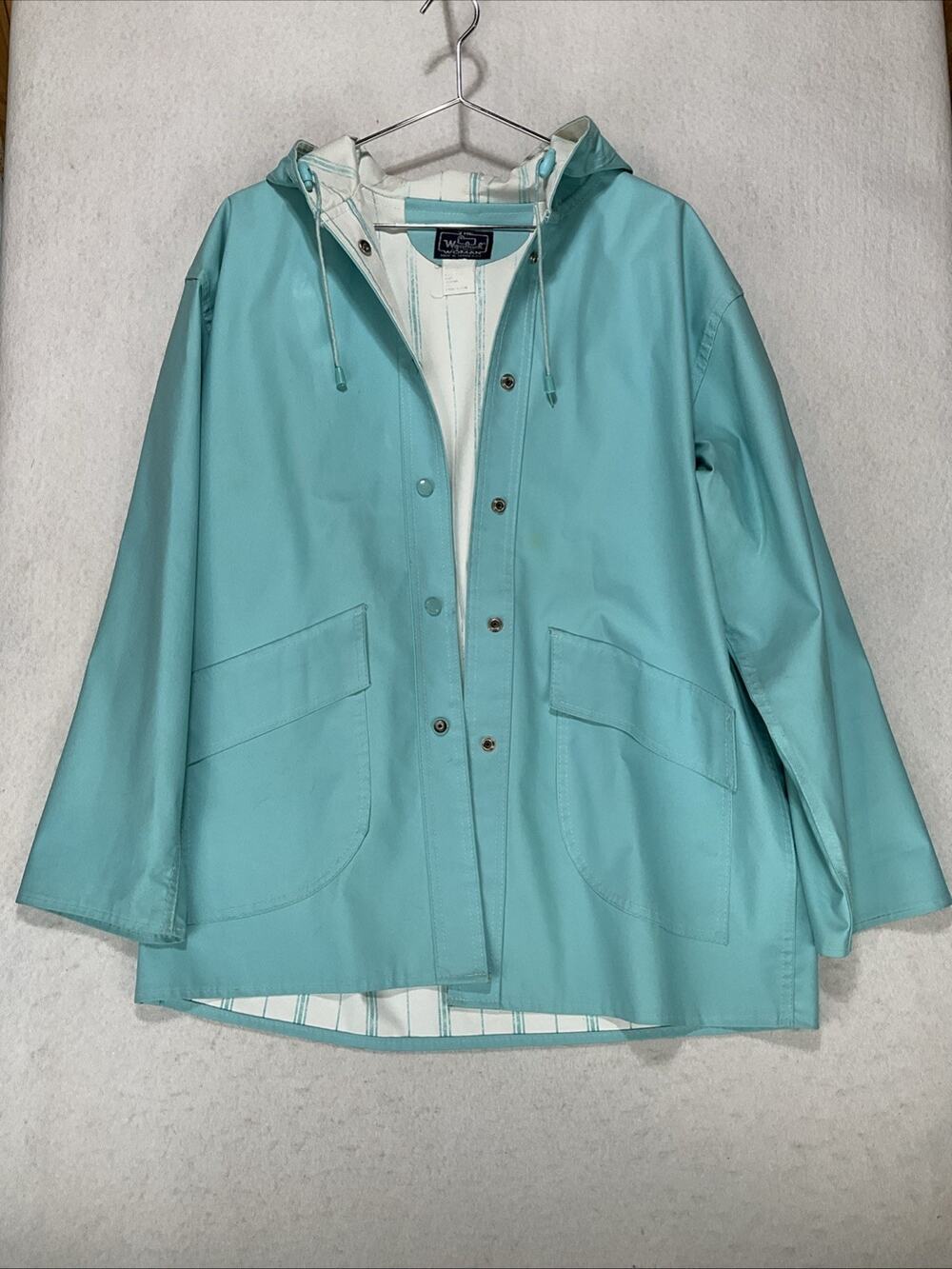 Vintage Woolrich Woman Hooded Snap Rain Coat Jacket Sz L Aquamarine Lined Cute!